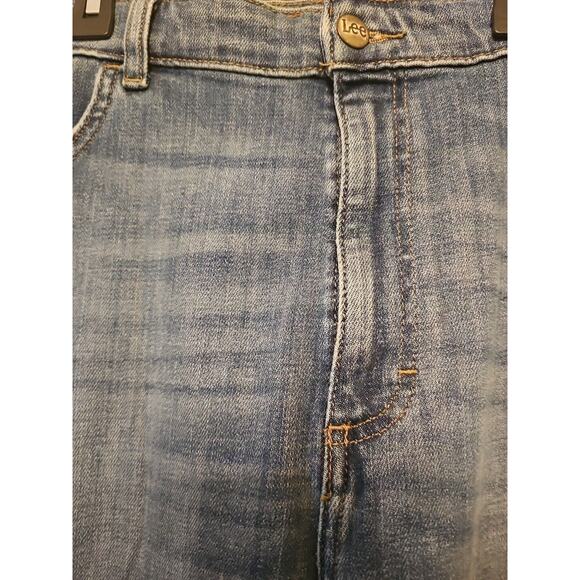 Lee Heritage Women's Relaxed Fit Straight Leg‎ High Rise Jeans Size 22 - Picture 2 of 12